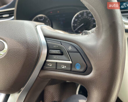 Белый Инфинити QX50, объемом двигателя 2 л и пробегом 87 тыс. км за 29000 $, фото 30 на Automoto.ua