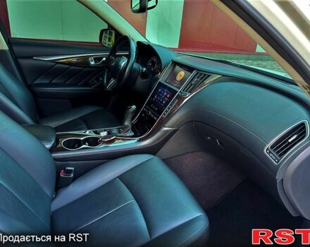 Белый Инфинити QX50, объемом двигателя 3 л и пробегом 83 тыс. км за 17900 $, фото 5 на Automoto.ua