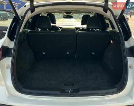 Білий Інфініті QX50, об'ємом двигуна 2 л та пробігом 63 тис. км за 22999 $, фото 20 на Automoto.ua