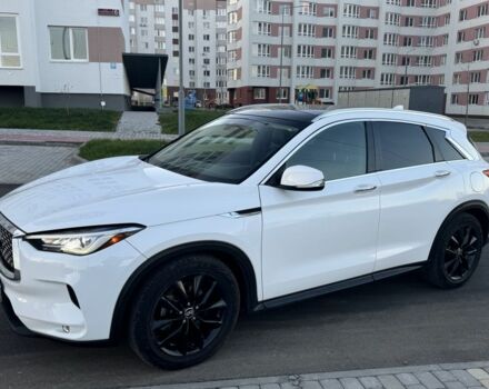 Белый Инфинити QX50, объемом двигателя 2 л и пробегом 212 тыс. км за 18200 $, фото 6 на Automoto.ua