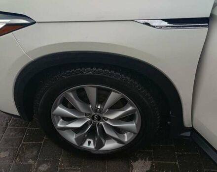 Білий Інфініті QX50, об'ємом двигуна 2 л та пробігом 116 тис. км за 23000 $, фото 5 на Automoto.ua