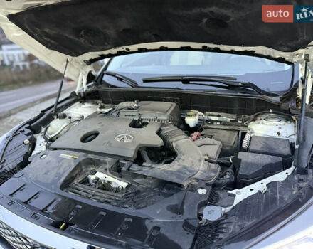 Білий Інфініті QX50, об'ємом двигуна 1.99 л та пробігом 57 тис. км за 31900 $, фото 66 на Automoto.ua