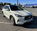 Белый Инфинити QX50, объемом двигателя 2 л и пробегом 56 тыс. км за 26500 $, фото 1 на Automoto.ua