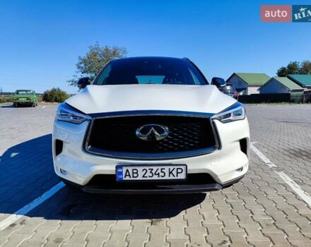 Белый Инфинити QX50, объемом двигателя 1.99 л и пробегом 82 тыс. км за 29900 $, фото 2 на Automoto.ua
