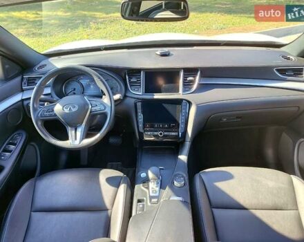 Белый Инфинити QX50, объемом двигателя 1.99 л и пробегом 82 тыс. км за 29900 $, фото 12 на Automoto.ua