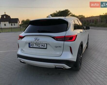 Белый Инфинити QX50, объемом двигателя 2 л и пробегом 199 тыс. км за 24800 $, фото 9 на Automoto.ua