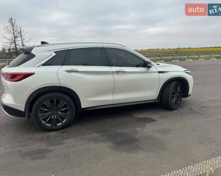 Белый Инфинити QX50, объемом двигателя 1.99 л и пробегом 55 тыс. км за 28000 $, фото 16 на Automoto.ua