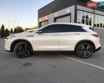 Белый Инфинити QX50, объемом двигателя 2 л и пробегом 199 тыс. км за 24800 $, фото 5 на Automoto.ua
