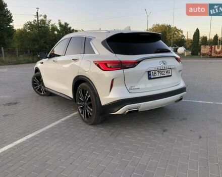 Белый Инфинити QX50, объемом двигателя 2 л и пробегом 199 тыс. км за 24800 $, фото 10 на Automoto.ua