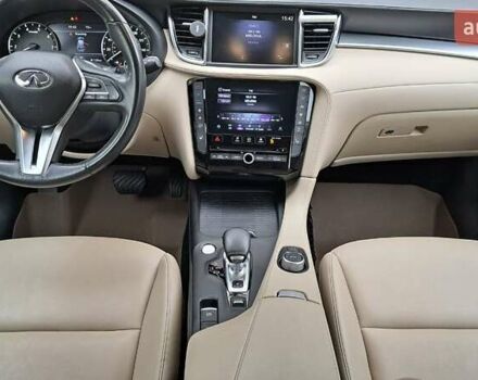 Белый Инфинити QX50, объемом двигателя 2 л и пробегом 74 тыс. км за 24900 $, фото 27 на Automoto.ua