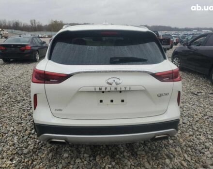 Белый Инфинити QX50, объемом двигателя 2 л и пробегом 62 тыс. км за 16950 $, фото 2 на Automoto.ua