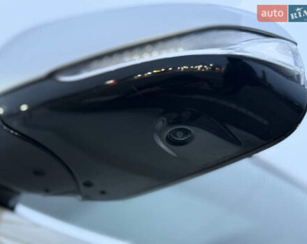 Білий Інфініті QX50, об'ємом двигуна 1.99 л та пробігом 57 тис. км за 31900 $, фото 54 на Automoto.ua