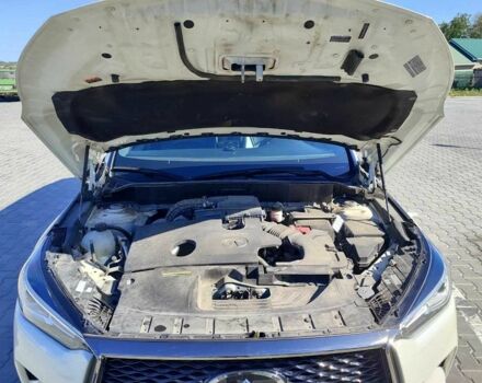 Белый Инфинити QX50, объемом двигателя 2 л и пробегом 82 тыс. км за 29900 $, фото 19 на Automoto.ua