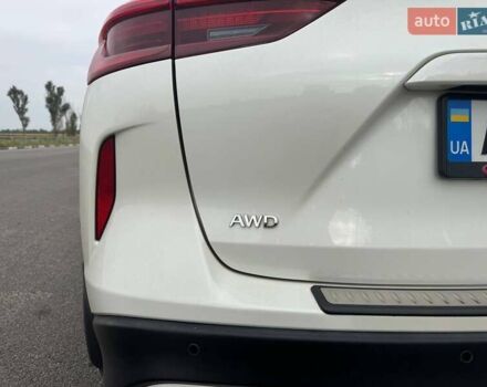 Белый Инфинити QX50, объемом двигателя 1.99 л и пробегом 55 тыс. км за 28000 $, фото 2 на Automoto.ua