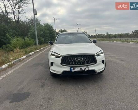 Белый Инфинити QX50, объемом двигателя 1.99 л и пробегом 55 тыс. км за 28000 $, фото 1 на Automoto.ua