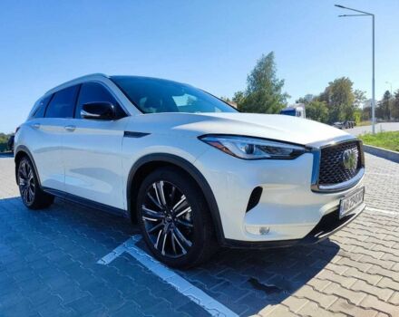 Белый Инфинити QX50, объемом двигателя 2 л и пробегом 82 тыс. км за 29900 $, фото 6 на Automoto.ua
