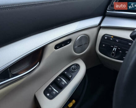 Білий Інфініті QX50, об'ємом двигуна 1.99 л та пробігом 57 тис. км за 31900 $, фото 38 на Automoto.ua