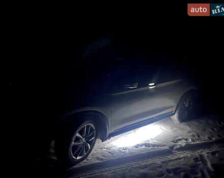 Белый Инфинити QX50, объемом двигателя 2 л и пробегом 55 тыс. км за 28000 $, фото 15 на Automoto.ua