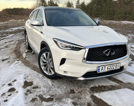Белый Инфинити QX50, объемом двигателя 2 л и пробегом 55 тыс. км за 28000 $, фото 7 на Automoto.ua