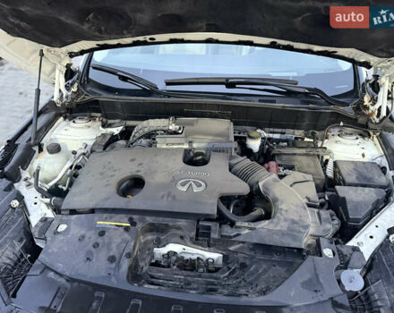 Білий Інфініті QX50, об'ємом двигуна 1.99 л та пробігом 57 тис. км за 31900 $, фото 70 на Automoto.ua