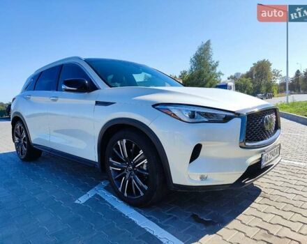 Белый Инфинити QX50, объемом двигателя 1.99 л и пробегом 82 тыс. км за 29900 $, фото 4 на Automoto.ua