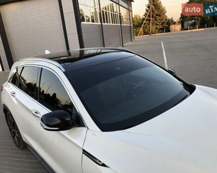 Белый Инфинити QX50, объемом двигателя 2 л и пробегом 199 тыс. км за 24800 $, фото 12 на Automoto.ua