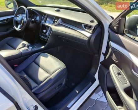 Белый Инфинити QX50, объемом двигателя 1.99 л и пробегом 82 тыс. км за 29900 $, фото 15 на Automoto.ua