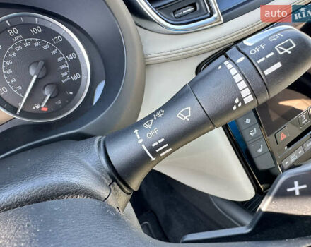 Белый Инфинити QX50, объемом двигателя 2 л и пробегом 71 тыс. км за 23999 $, фото 22 на Automoto.ua