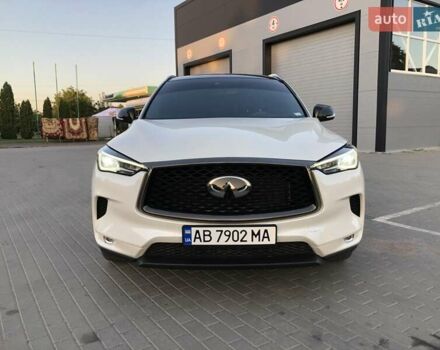 Белый Инфинити QX50, объемом двигателя 2 л и пробегом 199 тыс. км за 24800 $, фото 3 на Automoto.ua