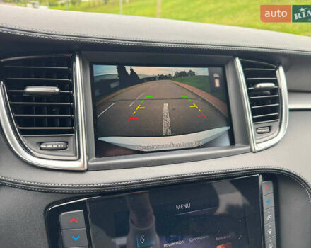 Белый Инфинити QX50, объемом двигателя 2 л и пробегом 81 тыс. км за 21900 $, фото 27 на Automoto.ua