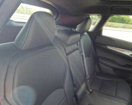 Белый Инфинити QX50, объемом двигателя 2 л и пробегом 26 тыс. км за 6300 $, фото 11 на Automoto.ua