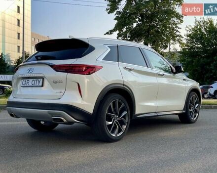 Белый Инфинити QX50, объемом двигателя 1.99 л и пробегом 34 тыс. км за 34999 $, фото 7 на Automoto.ua