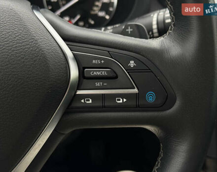 Белый Инфинити QX50, объемом двигателя 2 л и пробегом 81 тыс. км за 21900 $, фото 23 на Automoto.ua