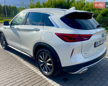 Белый Инфинити QX50, объемом двигателя 2 л и пробегом 74 тыс. км за 29700 $, фото 15 на Automoto.ua