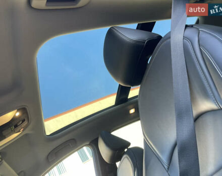 Белый Инфинити QX50, объемом двигателя 2 л и пробегом 74 тыс. км за 29700 $, фото 29 на Automoto.ua