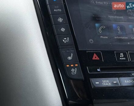 Белый Инфинити QX50, объемом двигателя 1.99 л и пробегом 34 тыс. км за 34999 $, фото 26 на Automoto.ua