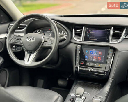 Белый Инфинити QX50, объемом двигателя 2 л и пробегом 81 тыс. км за 21900 $, фото 21 на Automoto.ua