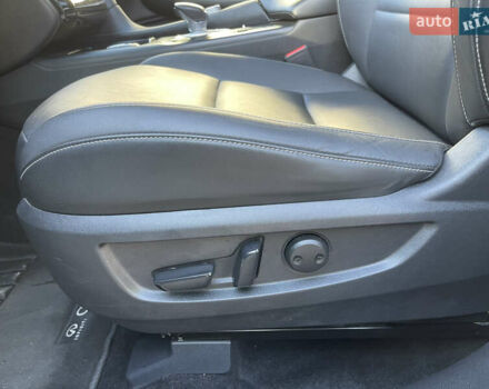 Белый Инфинити QX50, объемом двигателя 2 л и пробегом 74 тыс. км за 29700 $, фото 30 на Automoto.ua