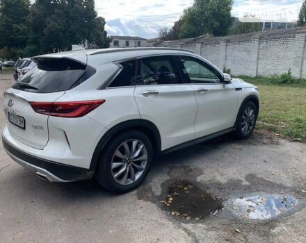 Білий Інфініті QX50, об'ємом двигуна 2 л та пробігом 12 тис. км за 47500 $, фото 8 на Automoto.ua