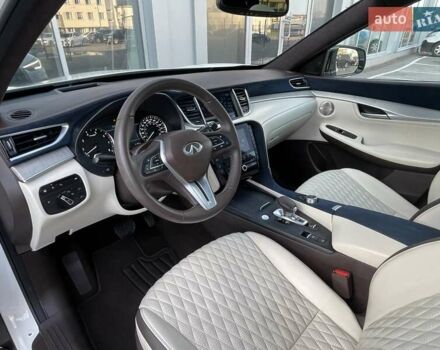 Белый Инфинити QX50, объемом двигателя 1.99 л и пробегом 34 тыс. км за 34999 $, фото 17 на Automoto.ua