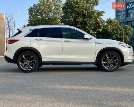 Белый Инфинити QX50, объемом двигателя 1.99 л и пробегом 34 тыс. км за 34999 $, фото 6 на Automoto.ua