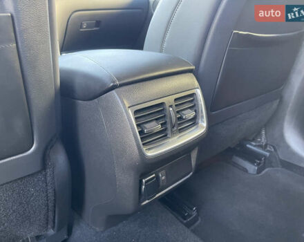 Белый Инфинити QX50, объемом двигателя 2 л и пробегом 74 тыс. км за 29700 $, фото 28 на Automoto.ua