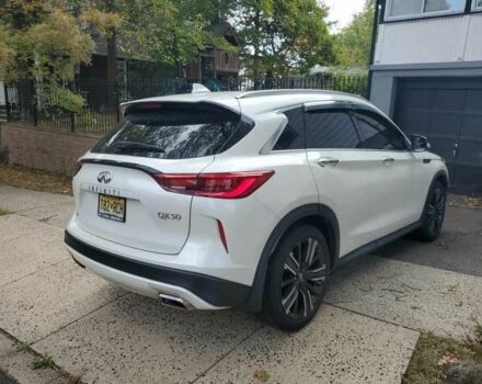 Белый Инфинити QX50, объемом двигателя 0 л и пробегом 45 тыс. км за 28000 $, фото 3 на Automoto.ua