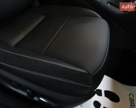 Белый Инфинити QX50, объемом двигателя 1.99 л и пробегом 38 тыс. км за 28999 $, фото 65 на Automoto.ua