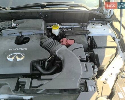 Белый Инфинити QX50, объемом двигателя 2 л и пробегом 14 тыс. км за 29800 $, фото 87 на Automoto.ua