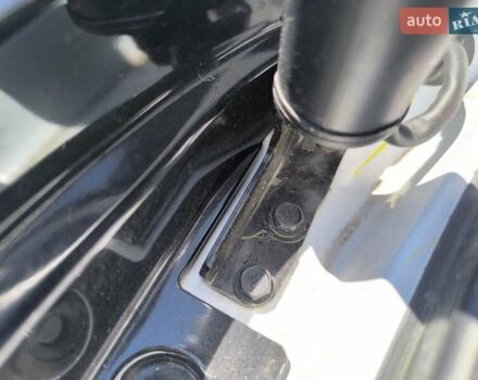 Белый Инфинити QX50, объемом двигателя 2 л и пробегом 14 тыс. км за 29800 $, фото 215 на Automoto.ua