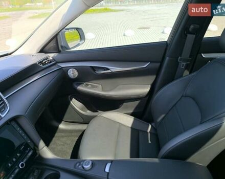 Белый Инфинити QX50, объемом двигателя 2 л и пробегом 14 тыс. км за 29800 $, фото 68 на Automoto.ua