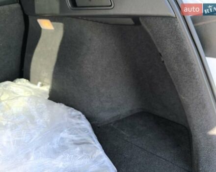 Белый Инфинити QX50, объемом двигателя 2 л и пробегом 14 тыс. км за 29800 $, фото 208 на Automoto.ua