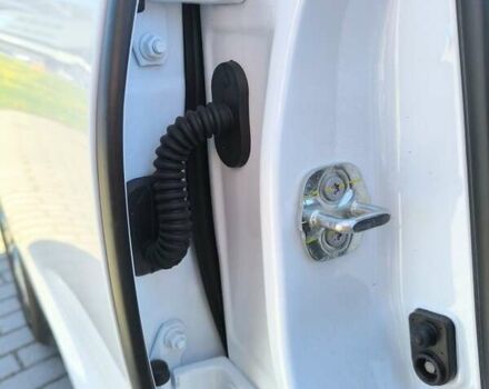 Белый Инфинити QX50, объемом двигателя 2 л и пробегом 14 тыс. км за 29800 $, фото 232 на Automoto.ua