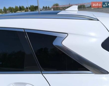 Белый Инфинити QX50, объемом двигателя 2 л и пробегом 14 тыс. км за 29800 $, фото 33 на Automoto.ua